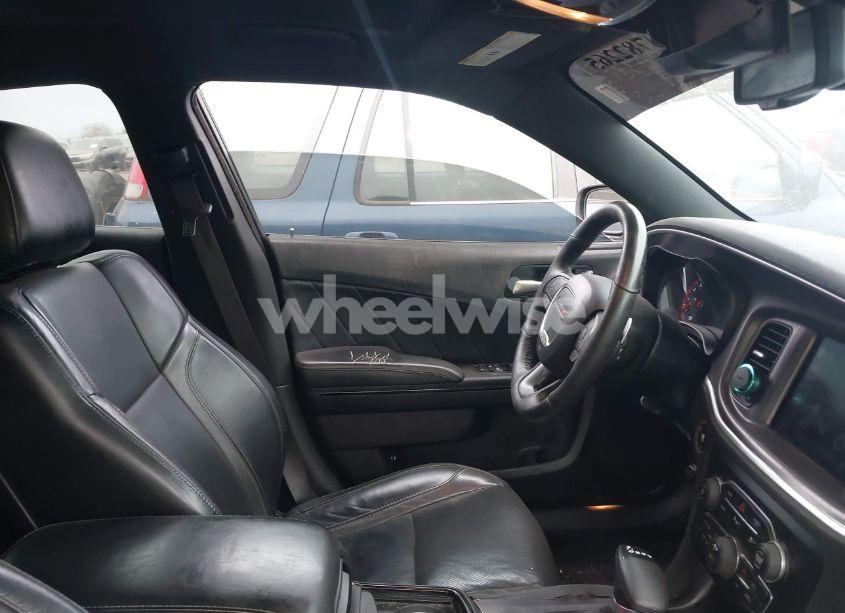 Photo 5 of 2017 Dodge Charger R/T RWD (VIN 2C3CDXCT2HH537187)