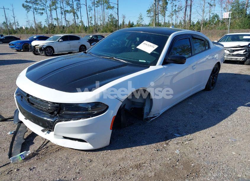 Photo 2 of 2018 Dodge Charger R/T RWD (VIN 2C3CDXCT2JH181006)