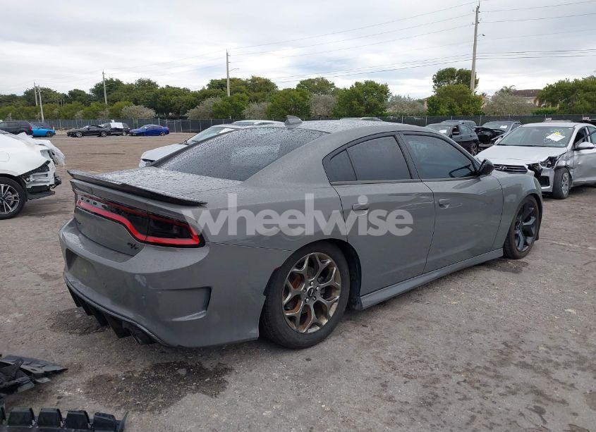 Photo 4 of 2018 Dodge Charger R/T RWD (VIN 2C3CDXCT2JH188523)