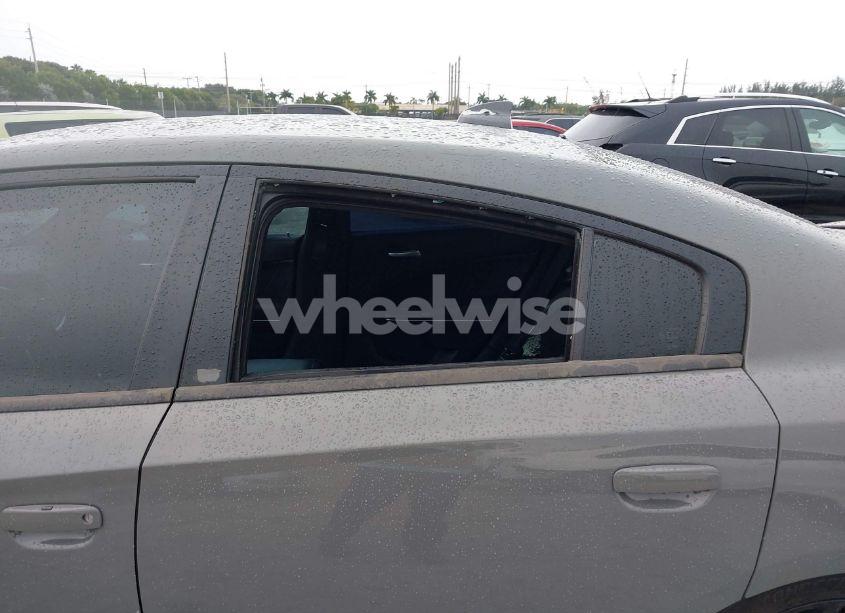 Photo 6 of 2018 Dodge Charger R/T RWD (VIN 2C3CDXCT2JH188523)