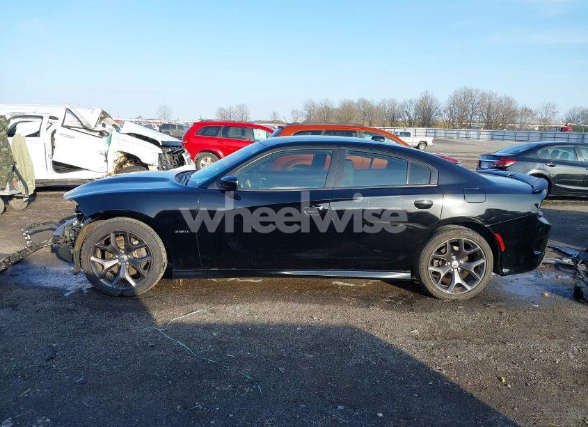 Photo 14 of 2019 Dodge Charger R/T RWD (VIN 2C3CDXCT2KH526813)