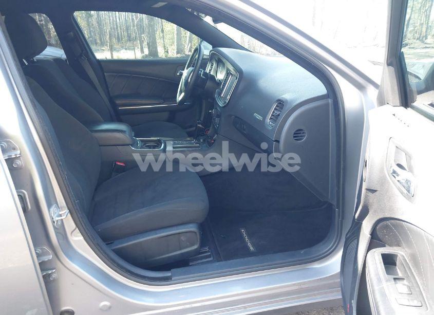 Photo 5 of 2014 Dodge Charger R/T (VIN 2C3CDXCT3EH161434)