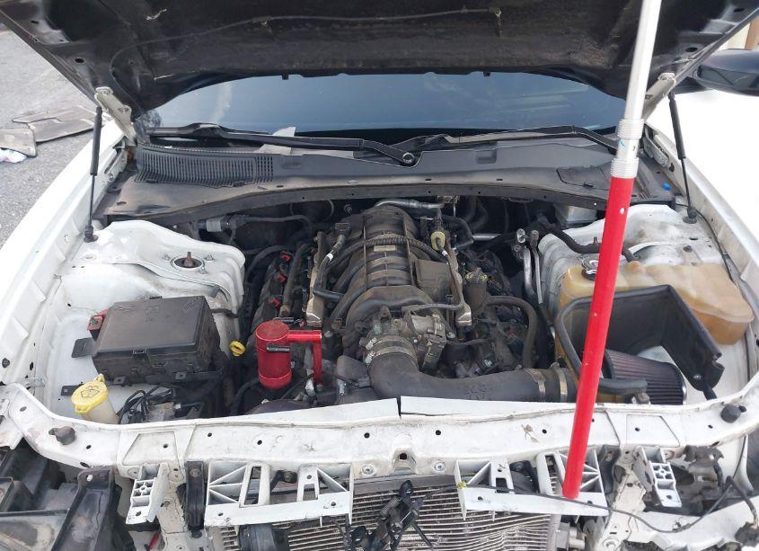 Photo 10 of 2016 Dodge Charger R/T (VIN 2C3CDXCT3GH174753)