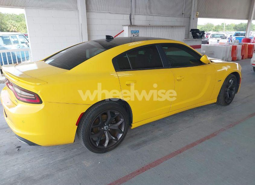 Photo 4 of 2018 Dodge Charger R/T RWD (VIN 2C3CDXCT3JH152341)