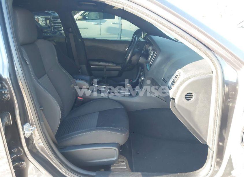 Photo 5 of 2019 Dodge Charger R/T RWD (VIN 2C3CDXCT3KH575633)