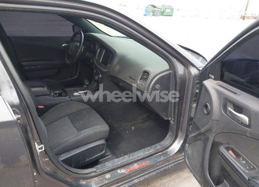 Photo 5 of 2019 Dodge Charger R/T RWD (VIN 2C3CDXCT3KH617640)