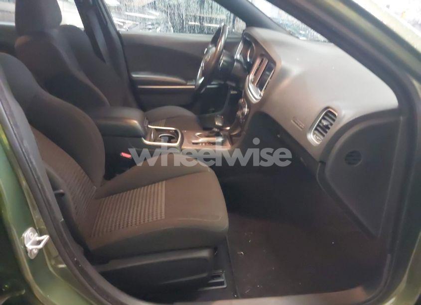 Photo 5 of 2022 Dodge Charger R/T (VIN 2C3CDXCT3NH235628)