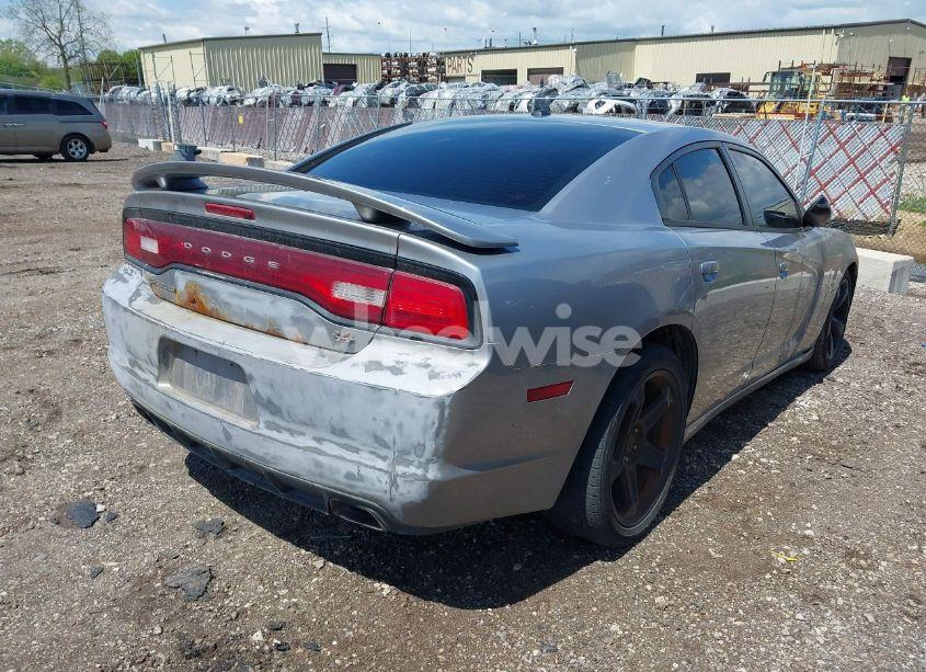 Photo 4 of 2013 Dodge Charger R/T (VIN 2C3CDXCT4DH604611)