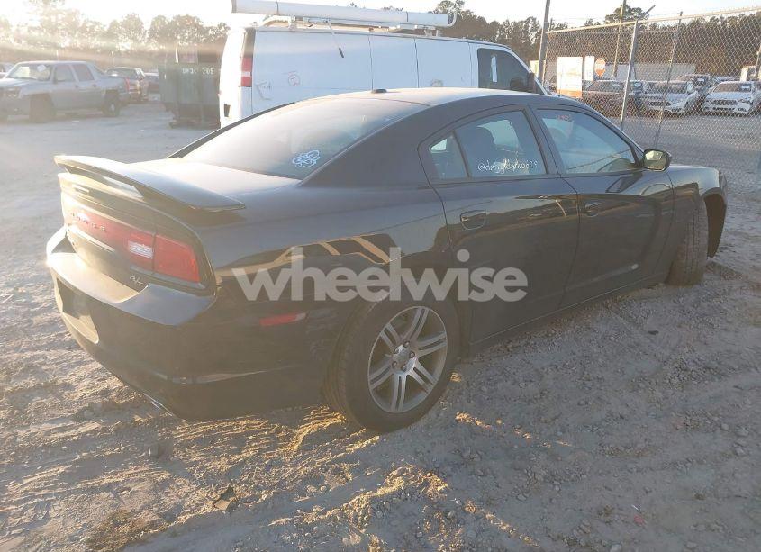 Photo 4 of 2013 Dodge Charger R/T (VIN 2C3CDXCT4DH696609)