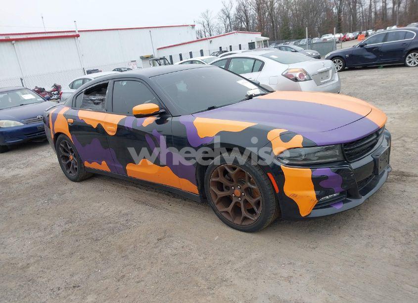 2015 Dodge Charger R/T (VIN 2C3CDXCT4FH729921) main photo