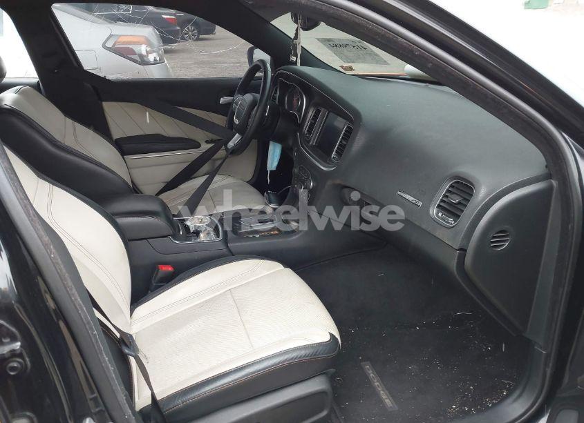 Photo 5 of 2015 Dodge Charger R/T (VIN 2C3CDXCT4FH729921)