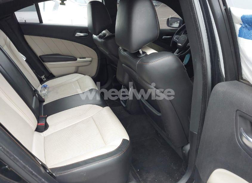 Photo 8 of 2015 Dodge Charger R/T (VIN 2C3CDXCT4FH729921)