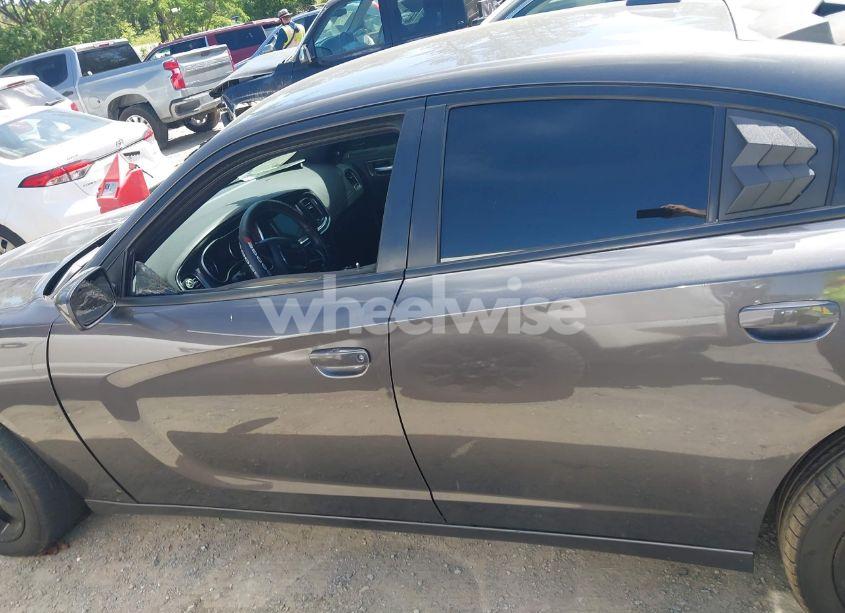 Photo 14 of 2018 Dodge Charger R/T RWD (VIN 2C3CDXCT4JH261021)