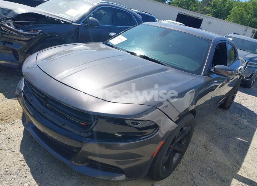 Photo 2 of 2018 Dodge Charger R/T RWD (VIN 2C3CDXCT4JH261021)