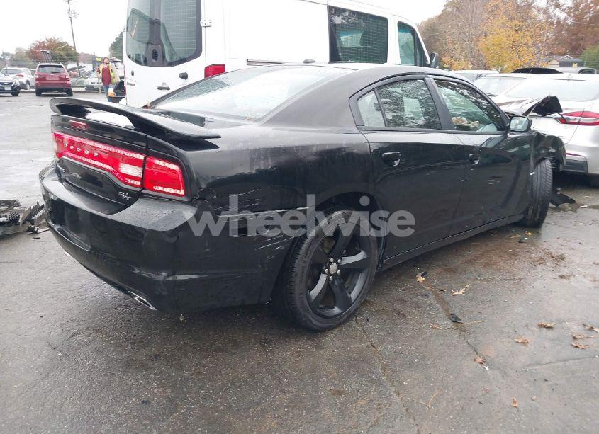 Photo 4 of 2013 Dodge Charger R/T (VIN 2C3CDXCT5DH541051)