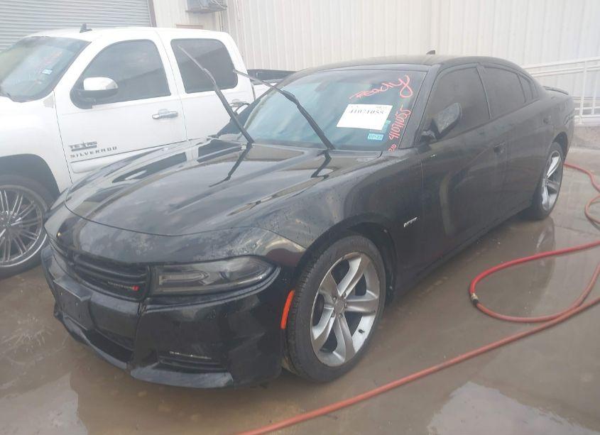 Photo 2 of 2015 Dodge Charger R/T (VIN 2C3CDXCT5FH729281)