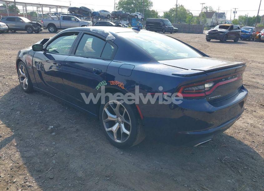 Photo 3 of 2015 Dodge Charger R/T (VIN 2C3CDXCT5FH820017)