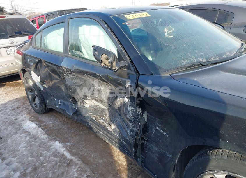 Photo 6 of 2016 Dodge Charger R/T (VIN 2C3CDXCT5GH155587)