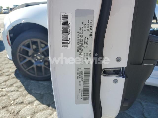 Photo 4 of 2019 DODGE CHARGER R/T (VIN 2C3CDXCT5KH754062)