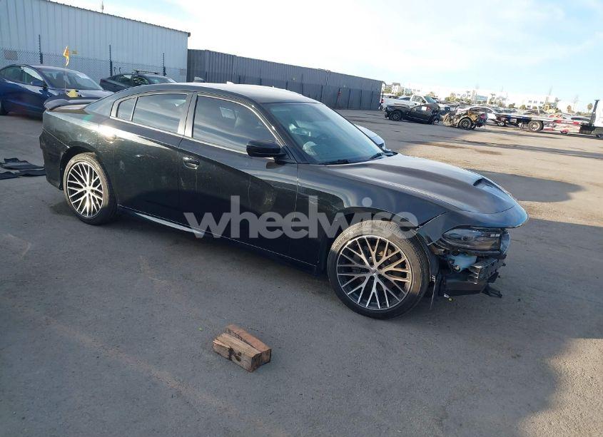 2019 Dodge Charger R/T RWD (VIN 2C3CDXCT5KH757138) main photo