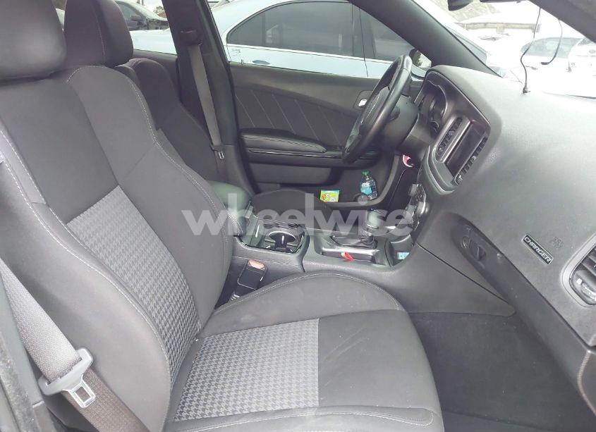 Photo 5 of 2021 Dodge Charger R/T RWD (VIN 2C3CDXCT5MH636564)