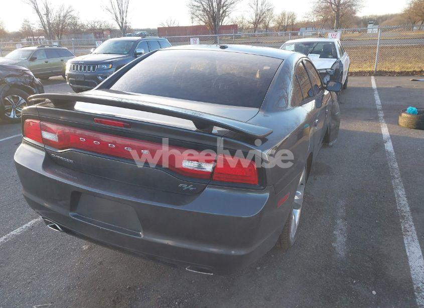 Photo 4 of 2013 Dodge Charger R/T (VIN 2C3CDXCT6DH583048)