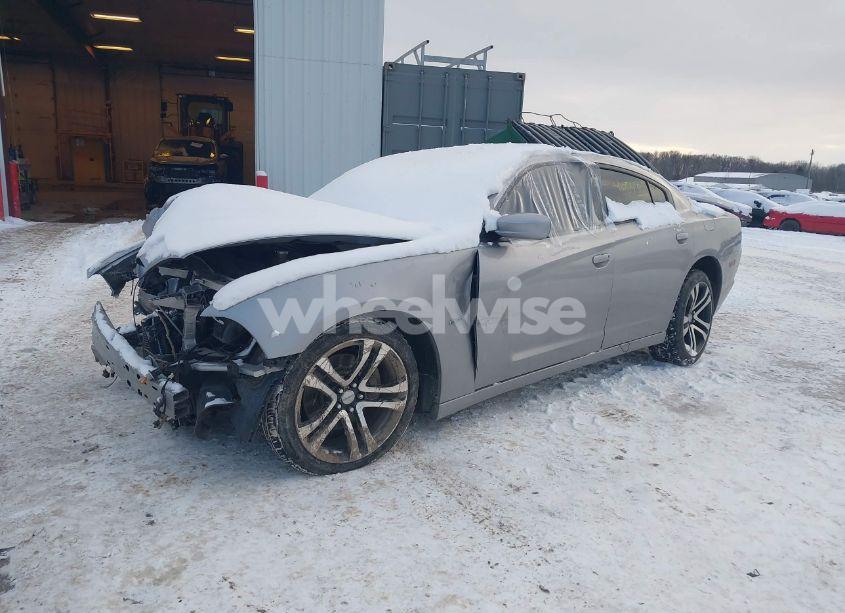 Photo 2 of 2014 Dodge Charger R/T (VIN 2C3CDXCT6EH309303)