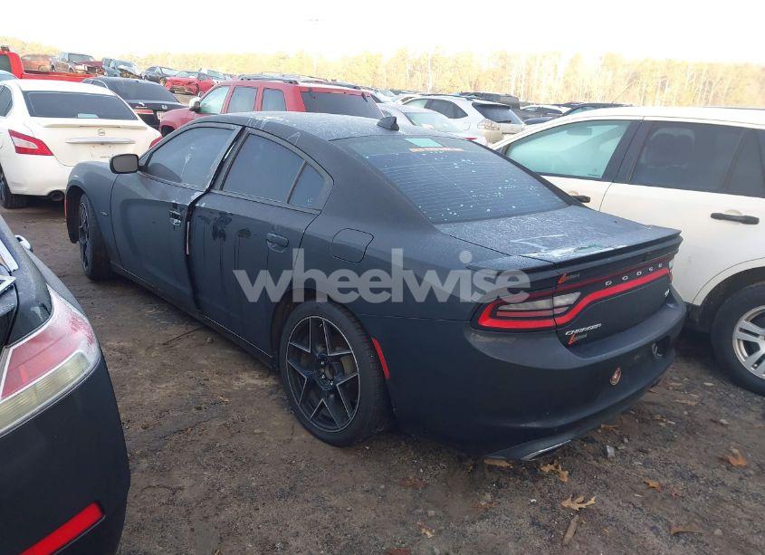 Photo 3 of 2015 Dodge Charger R/T (VIN 2C3CDXCT6FH901656)