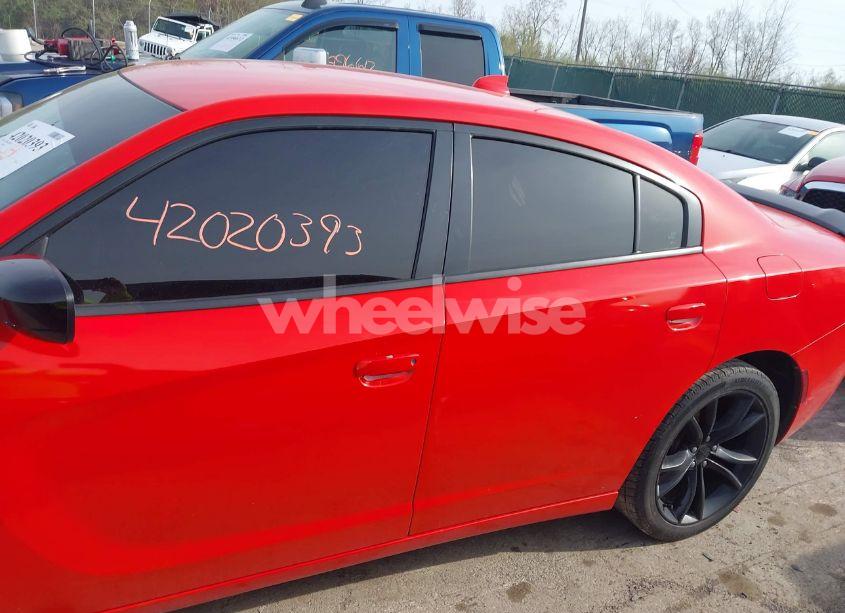 Photo 14 of 2016 Dodge Charger R/T (VIN 2C3CDXCT6GH227977)