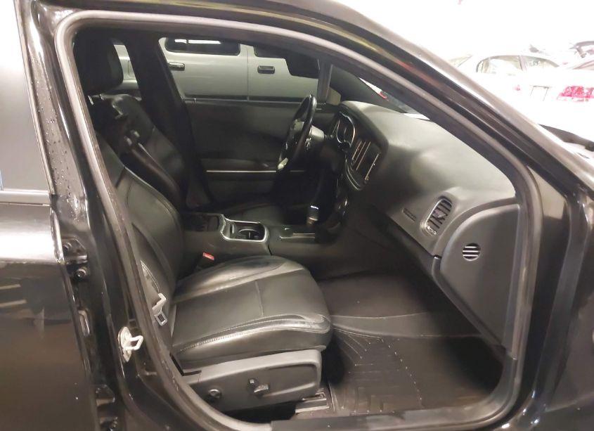 Photo 5 of 2016 Dodge Charger R/T (VIN 2C3CDXCT6GH310499)