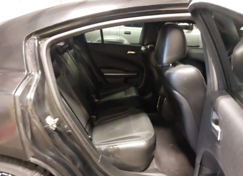 Photo 8 of 2016 Dodge Charger R/T (VIN 2C3CDXCT6GH310499)