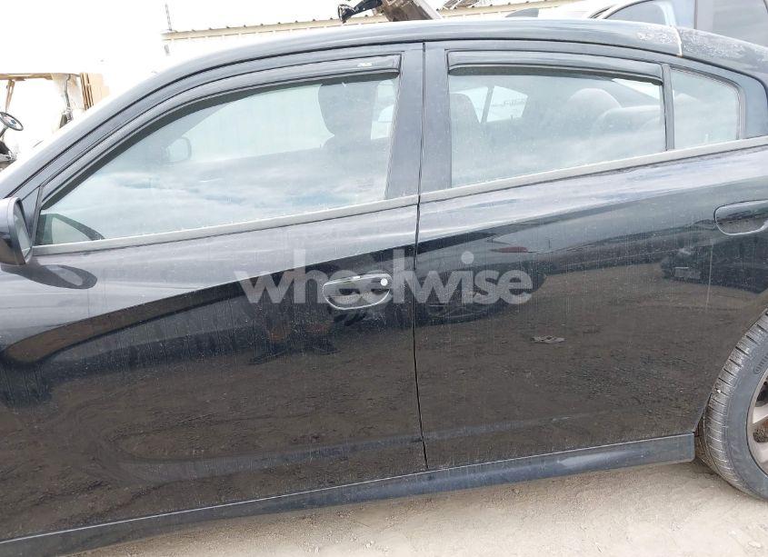 Photo 15 of 2019 Dodge Charger R/T RWD (VIN 2C3CDXCT6KH737142)