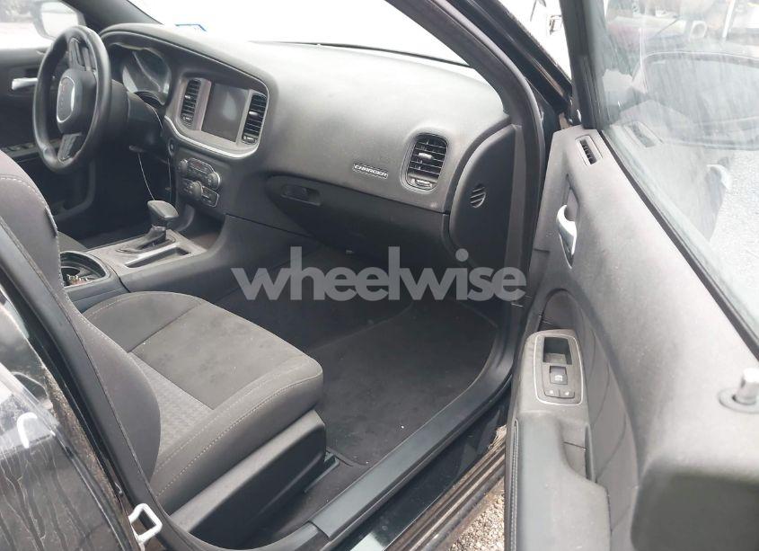 Photo 5 of 2019 Dodge Charger R/T RWD (VIN 2C3CDXCT6KH737142)