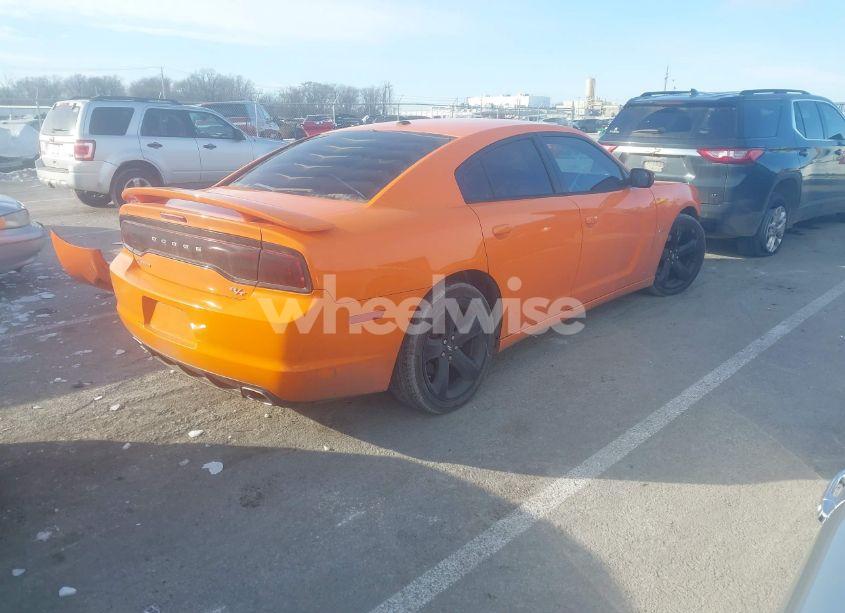Photo 4 of 2014 Dodge Charger R/T (VIN 2C3CDXCT7EH140201)
