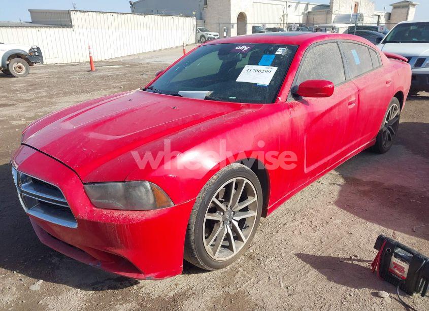 Photo 2 of 2014 Dodge Charger R/T MAX (VIN 2C3CDXCT7EH165678)