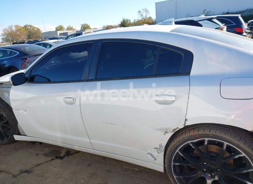 Photo 15 of 2017 Dodge Charger R/T RWD (VIN 2C3CDXCT7HH510518)