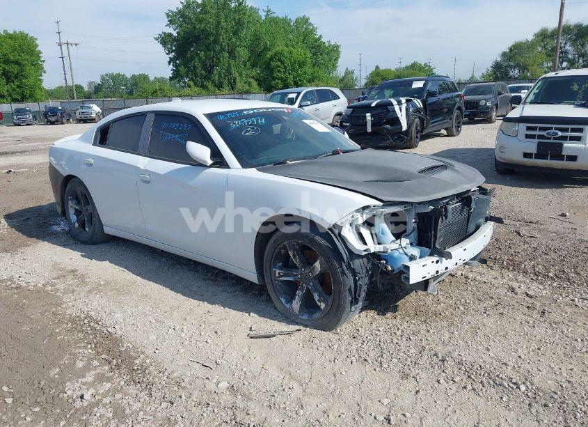 2018 Dodge Charger R/T RWD (VIN 2C3CDXCT7JH225405) main photo