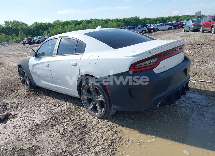 Photo 3 of 2018 Dodge Charger R/T RWD (VIN 2C3CDXCT7JH225405)