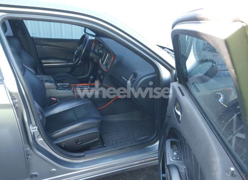 Photo 5 of 2012 Dodge Charger R/T (VIN 2C3CDXCT8CH205019)