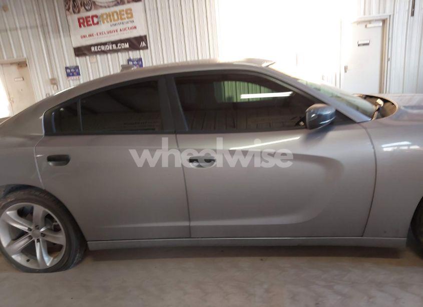 Photo 14 of 2016 Dodge Charger R/T (VIN 2C3CDXCT8GH226636)