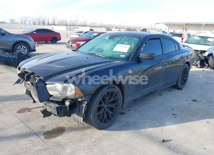 Photo 2 of 2014 Dodge Charger R/T MAX (VIN 2C3CDXCT9EH114344)