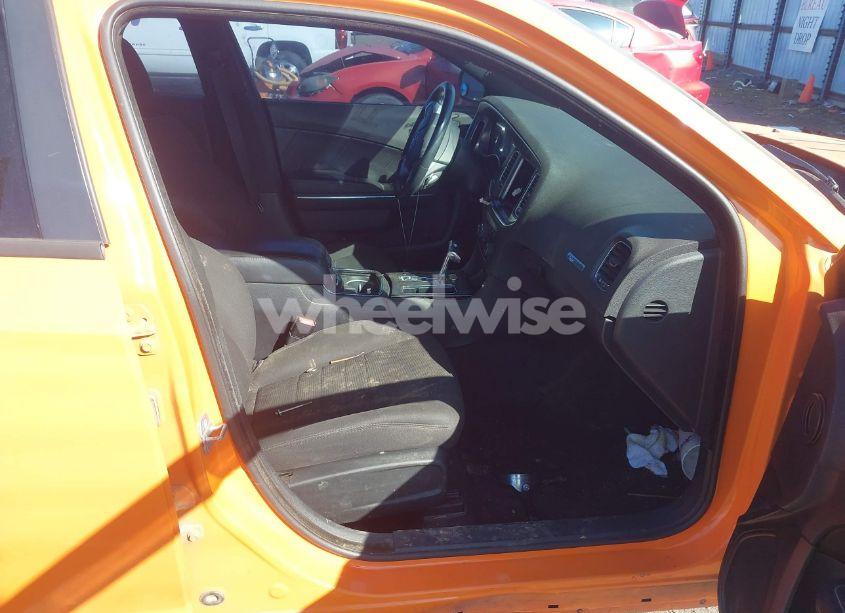 Photo 5 of 2014 Dodge Charger R/T (VIN 2C3CDXCT9EH140281)