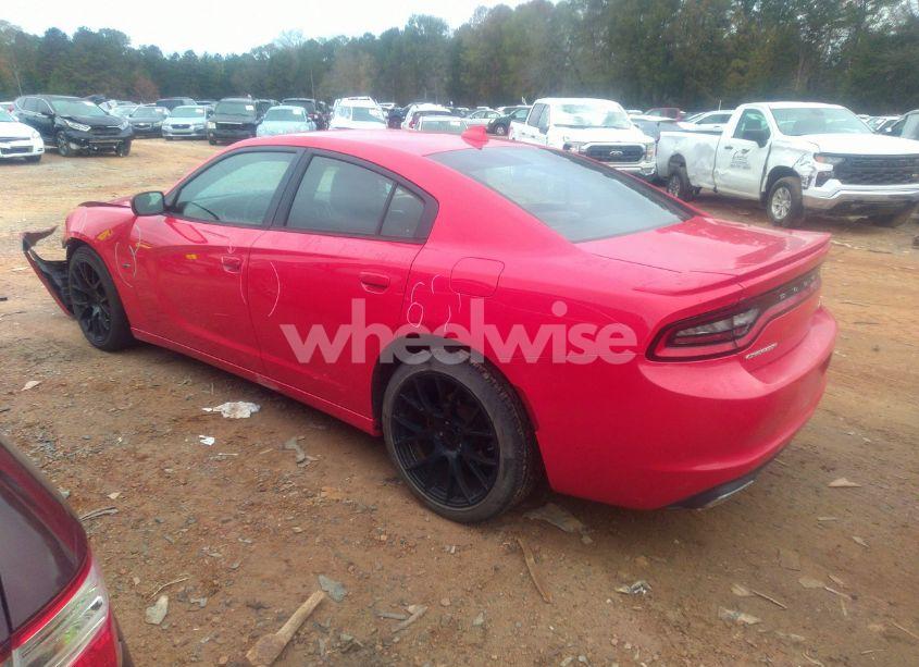 Photo 3 of 2015 Dodge Charger R/T (VIN 2C3CDXCT9FH759903)