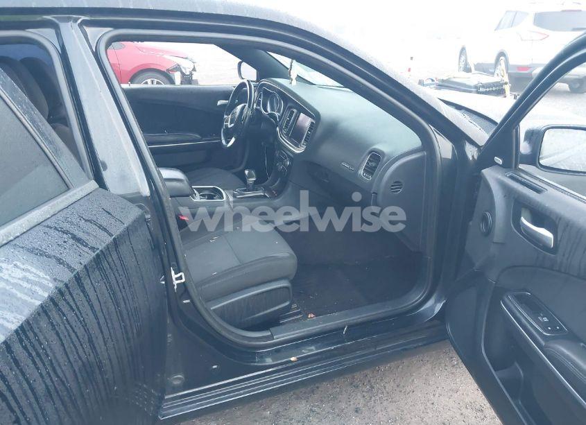 Photo 5 of 2017 Dodge Charger R/T RWD (VIN 2C3CDXCT9HH562443)