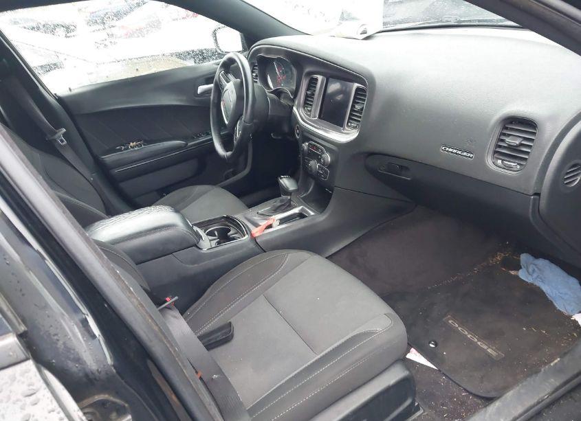 Photo 5 of 2017 Dodge Charger R/T RWD (VIN 2C3CDXCT9HH652935)