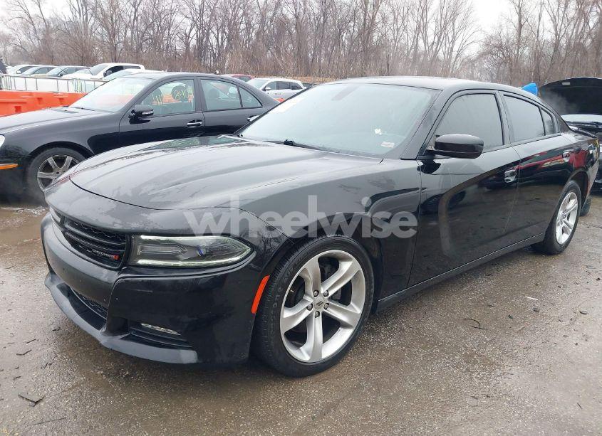 Photo 2 of 2018 Dodge Charger R/T RWD (VIN 2C3CDXCT9JH133275)
