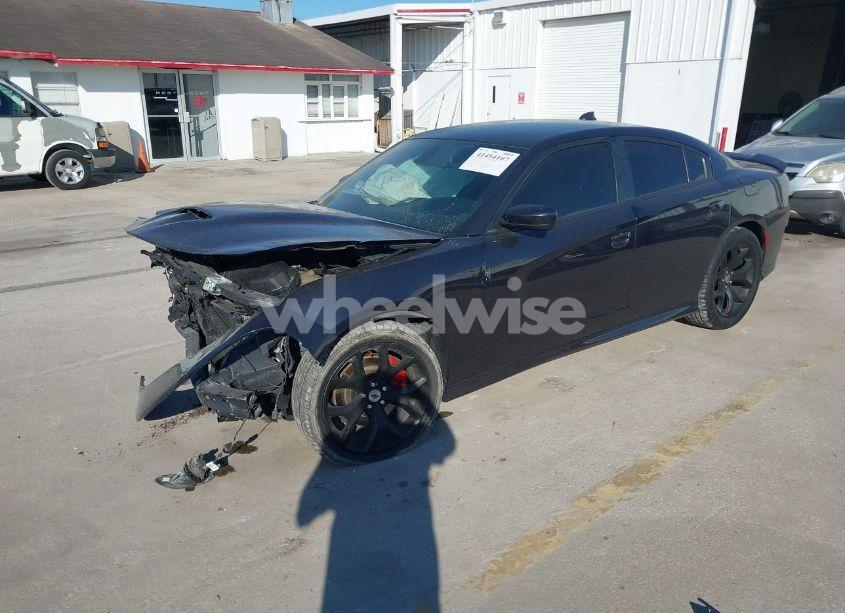 Photo 2 of 2019 Dodge Charger R/T RWD (VIN 2C3CDXCT9KH526842)