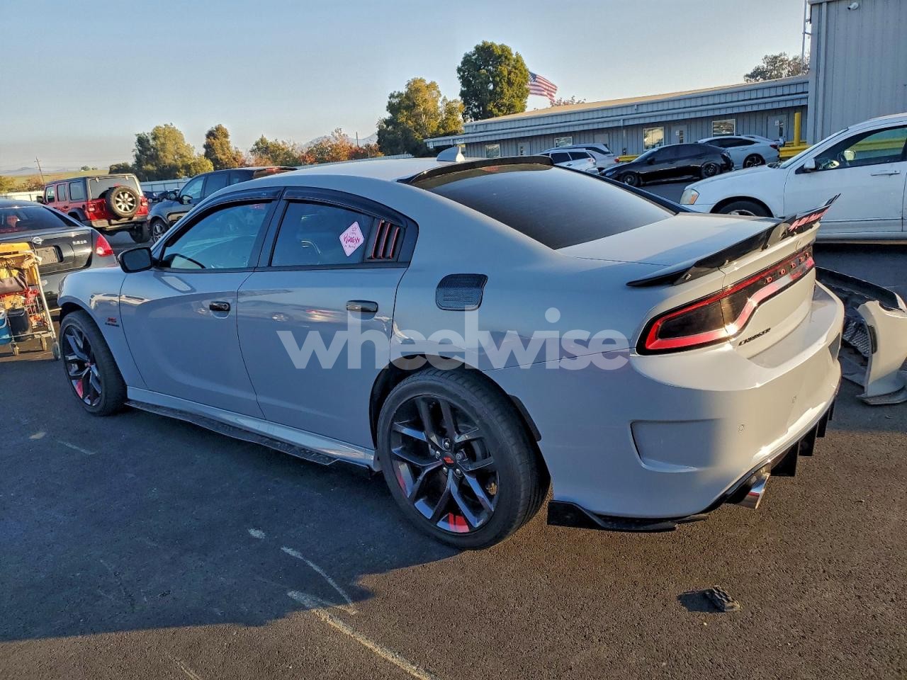 Photo 2 of 2021 DODGE CHARGER R/T (VIN 2C3CDXCT9MH591869)