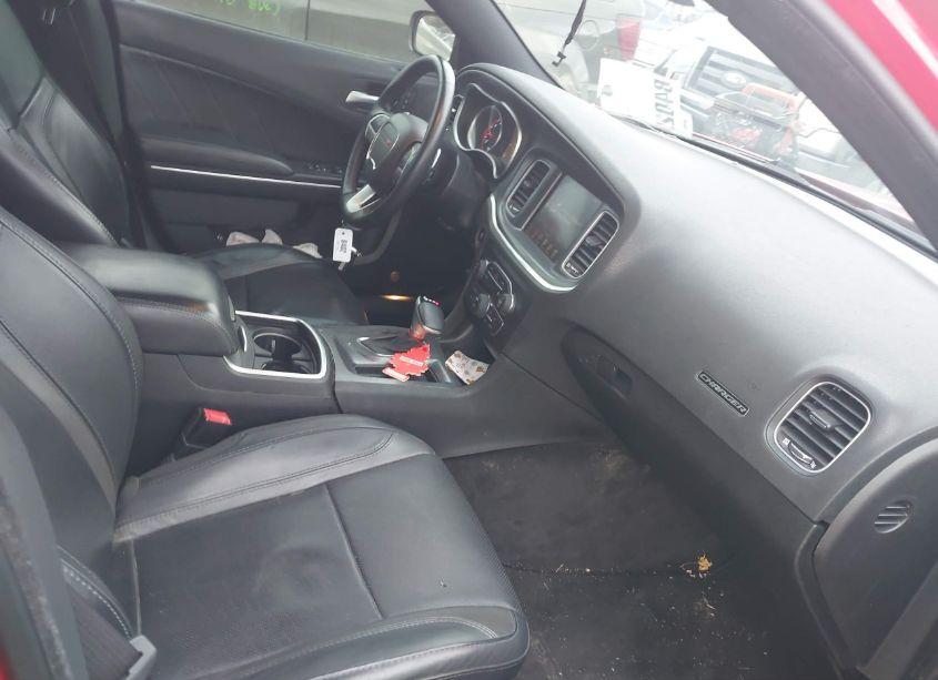 Photo 5 of 2015 Dodge Charger R/T (VIN 2C3CDXCTXFH886403)