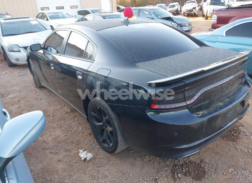 Photo 3 of 2016 Dodge Charger R/T (VIN 2C3CDXCTXGH330741)